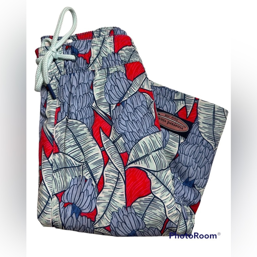VINEYARD VINES 7" PRINTED CHAPPY SWIM TRUNKS W/ LOGO PATCH.SZ.L.NWT.MSRP$89.50
